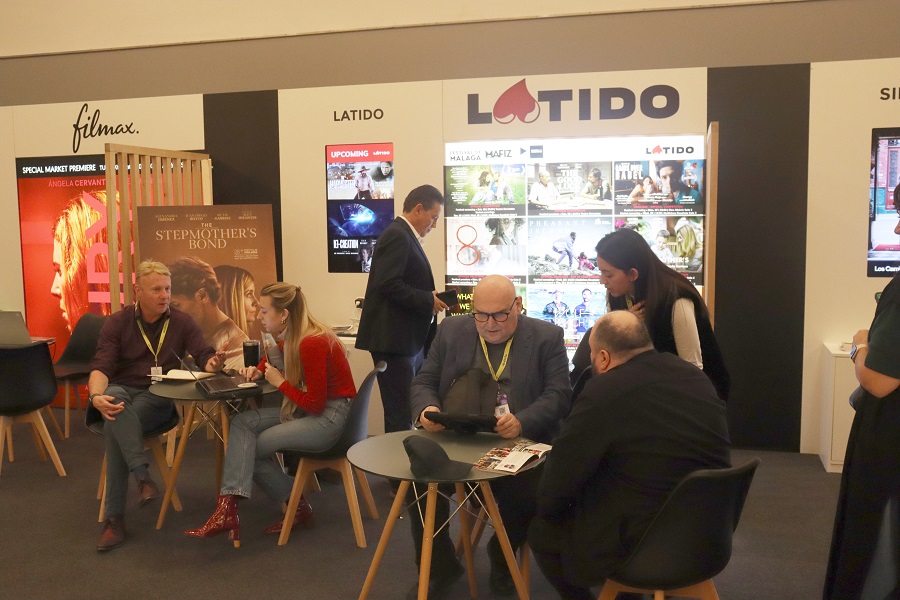 Revista RUBIK tweet media