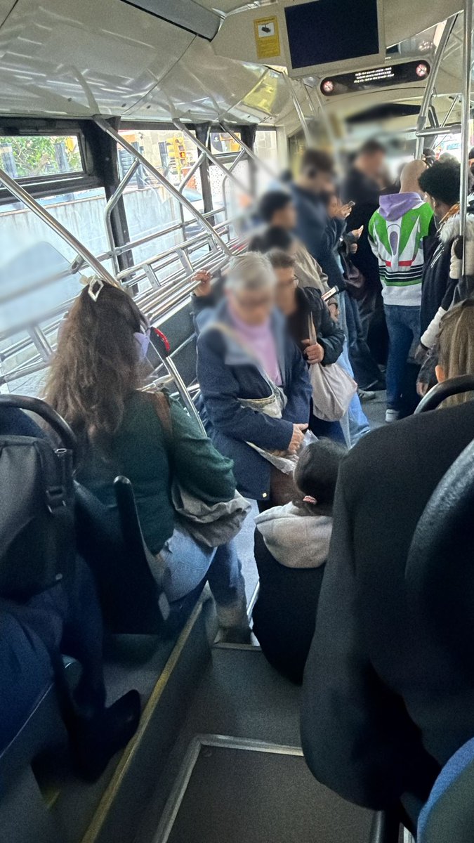 MB MilloremBus BaixMaresme tweet media