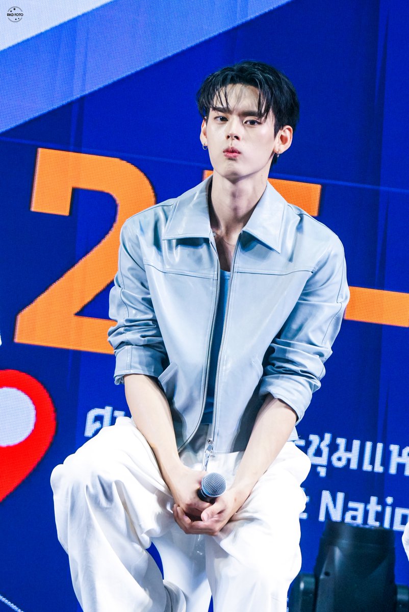 •R•I•K•I• tweet media