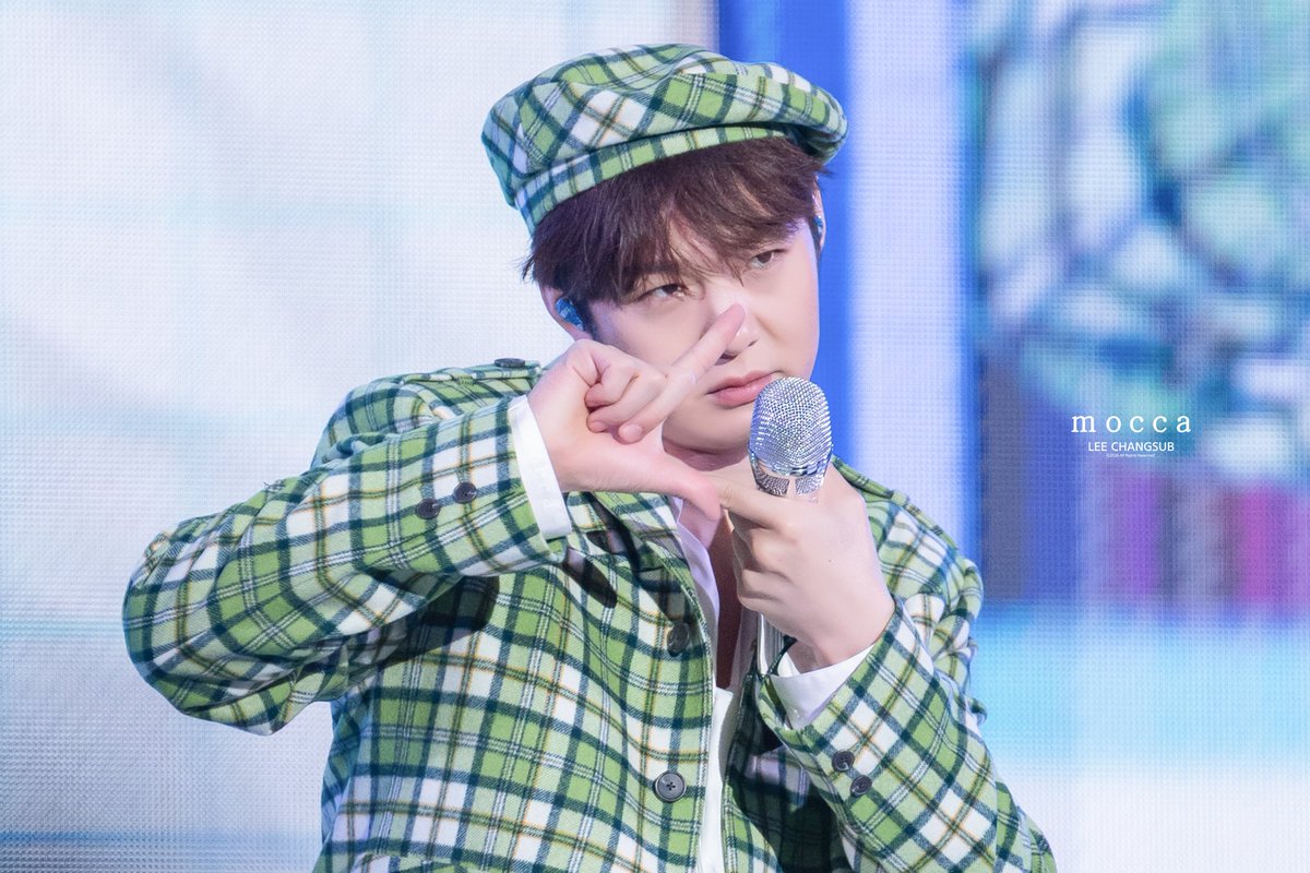 ᴍᴏᴄᴄᴀ☕️ tweet media