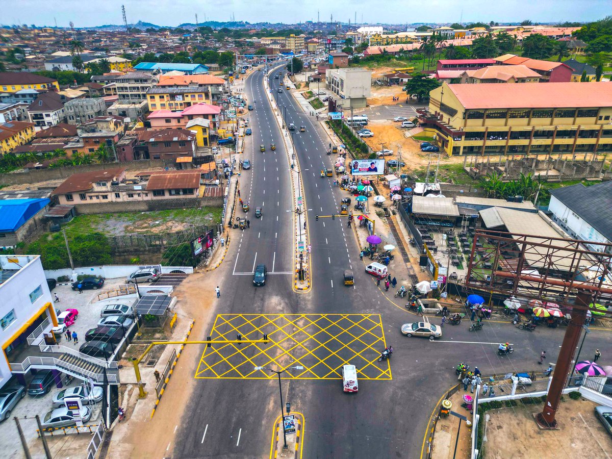 Educated Tailor🎓✂🌍🦅💜 tweet media