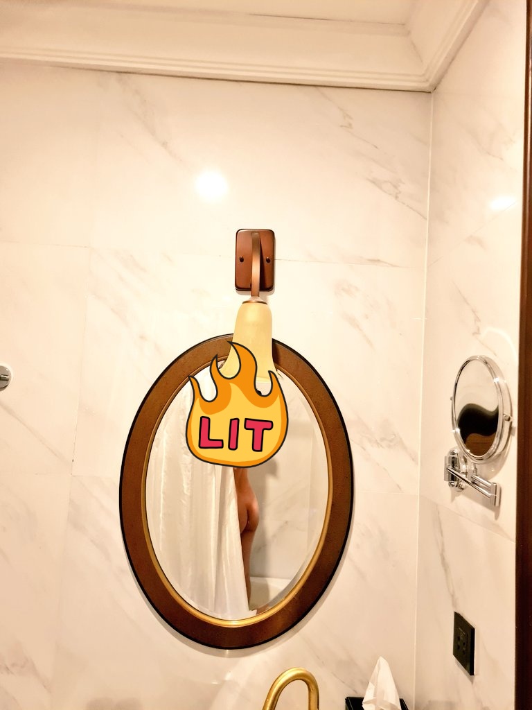 Garrdenrosse tweet media