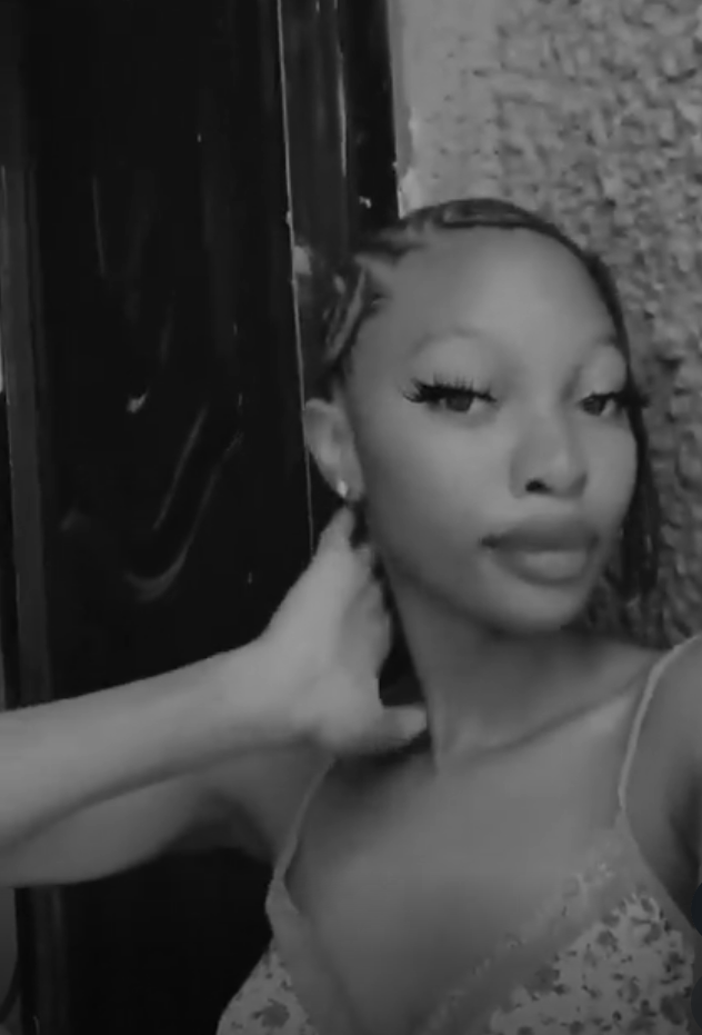 Business Girl tweet media