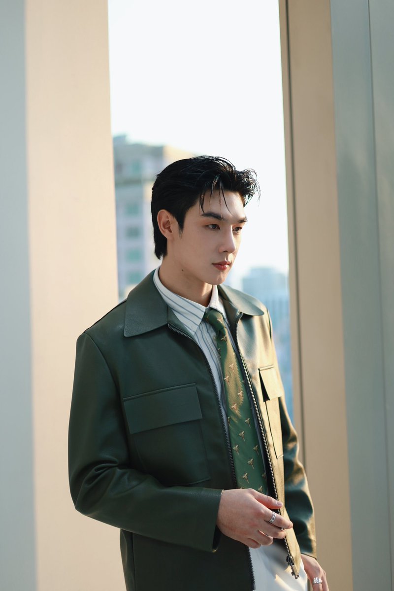 DeeHupHouse tweet media