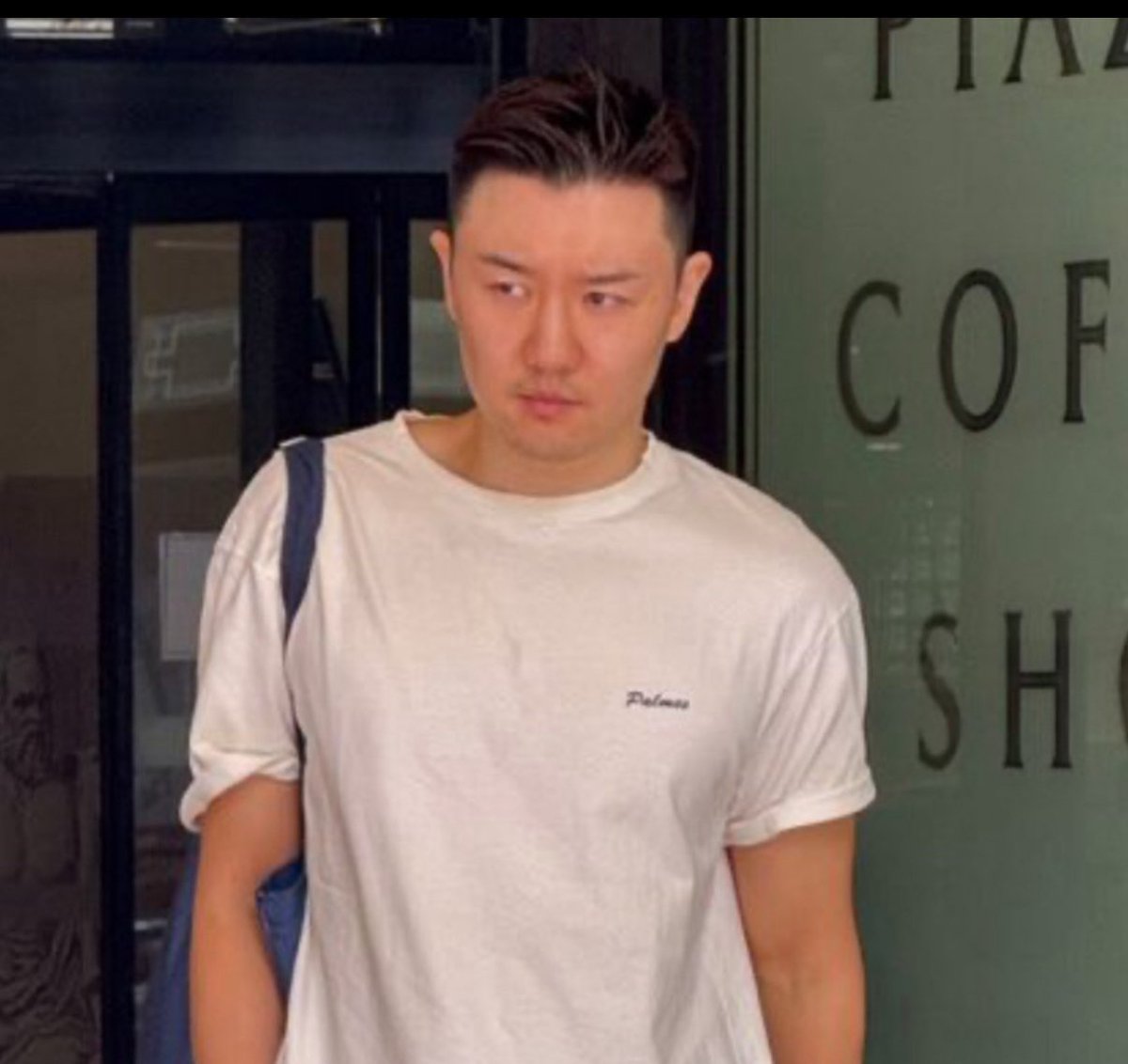 William B tweet media