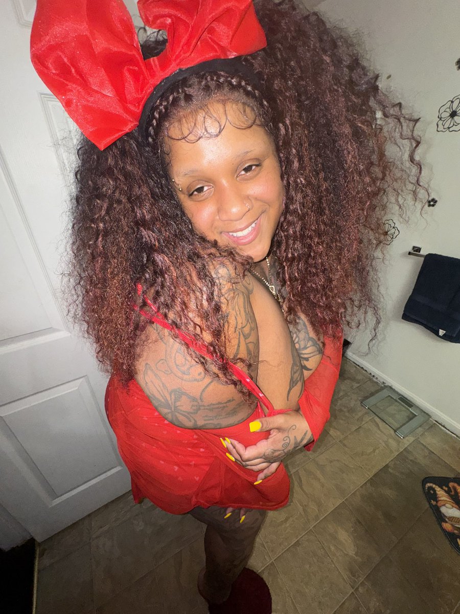 Plushnpretti 🐷 tweet media