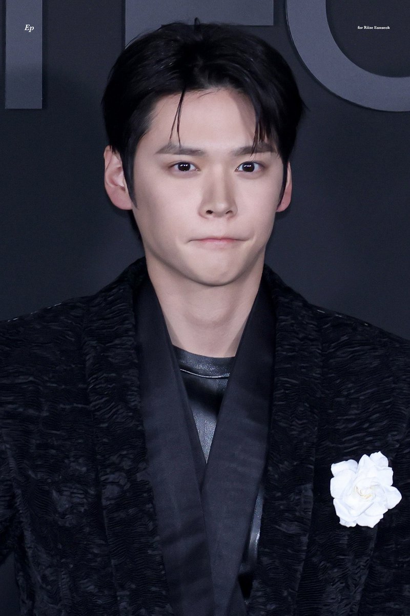 𝑬𝒑 tweet media