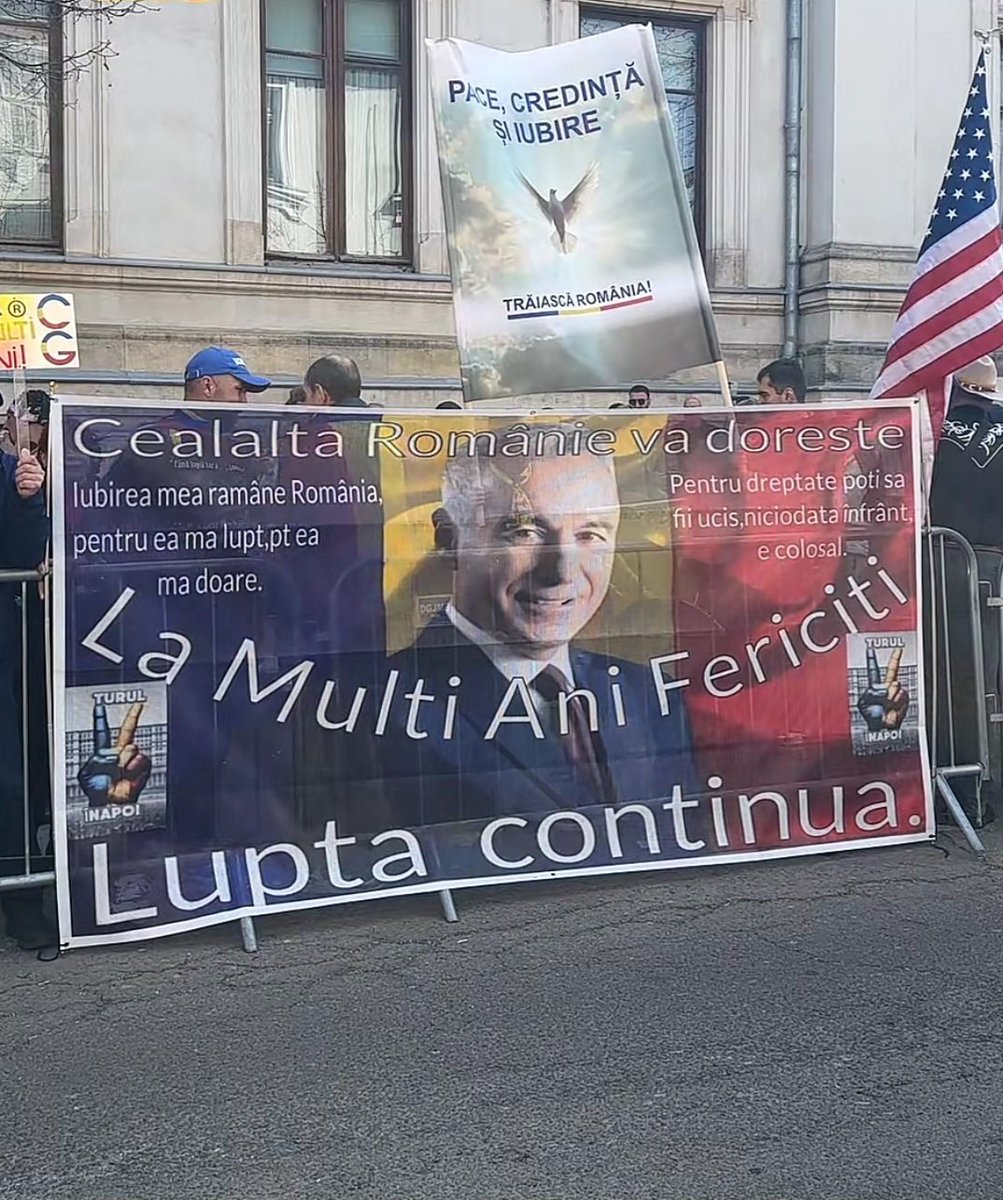 Liliana G tweet media