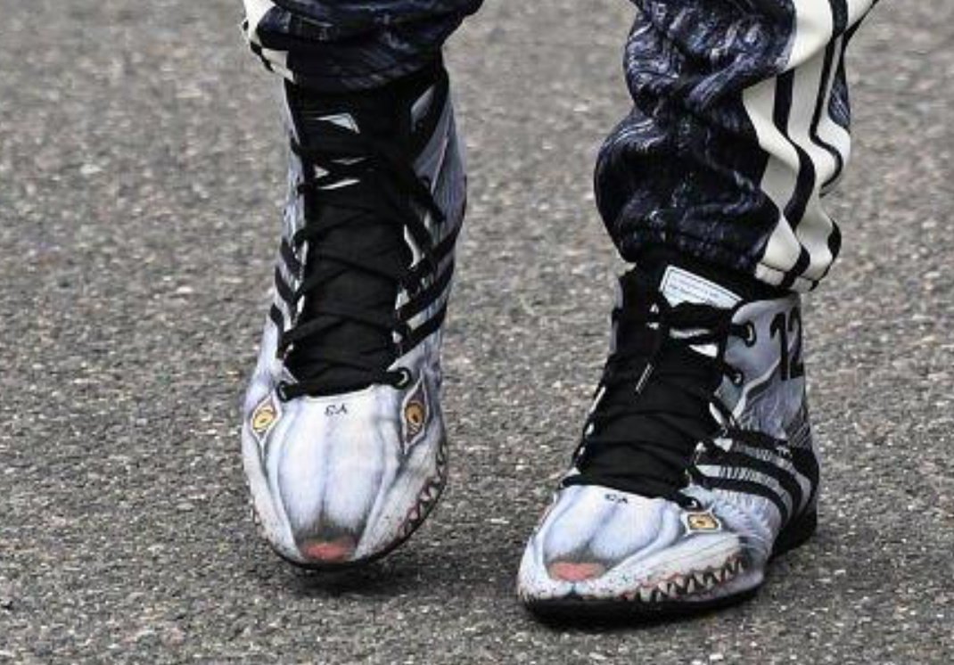 Estagiário da F1 tweet media