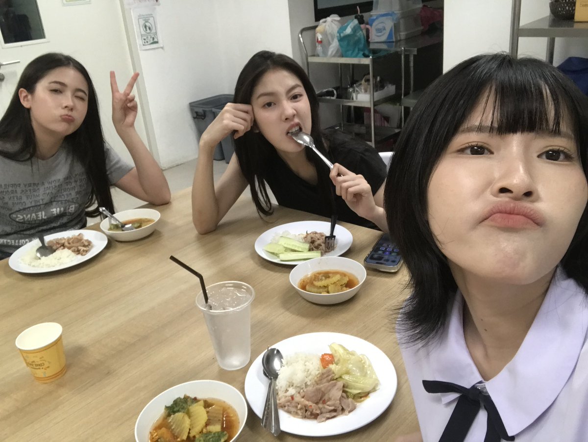 ออโป tweet media