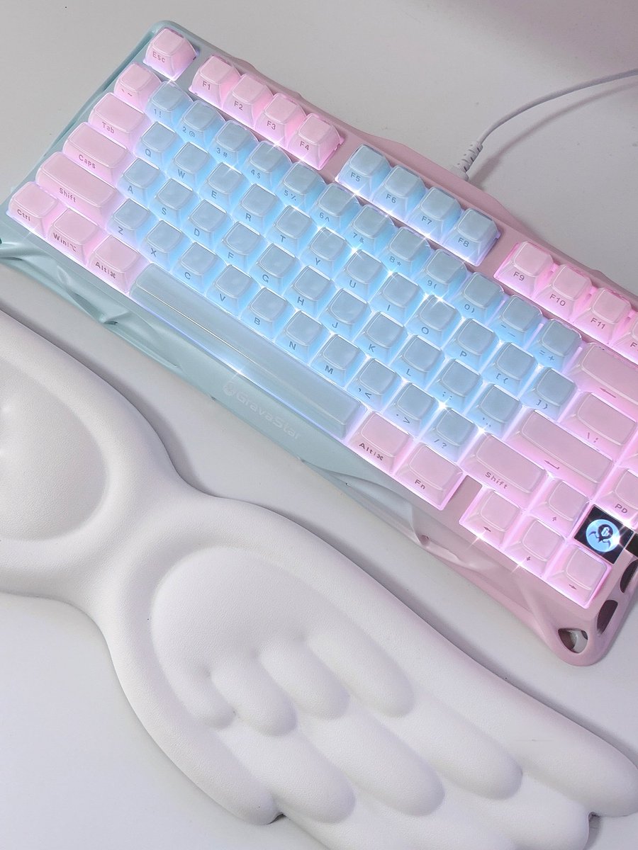 𝐯𝐢𝐯𝐢 tweet media