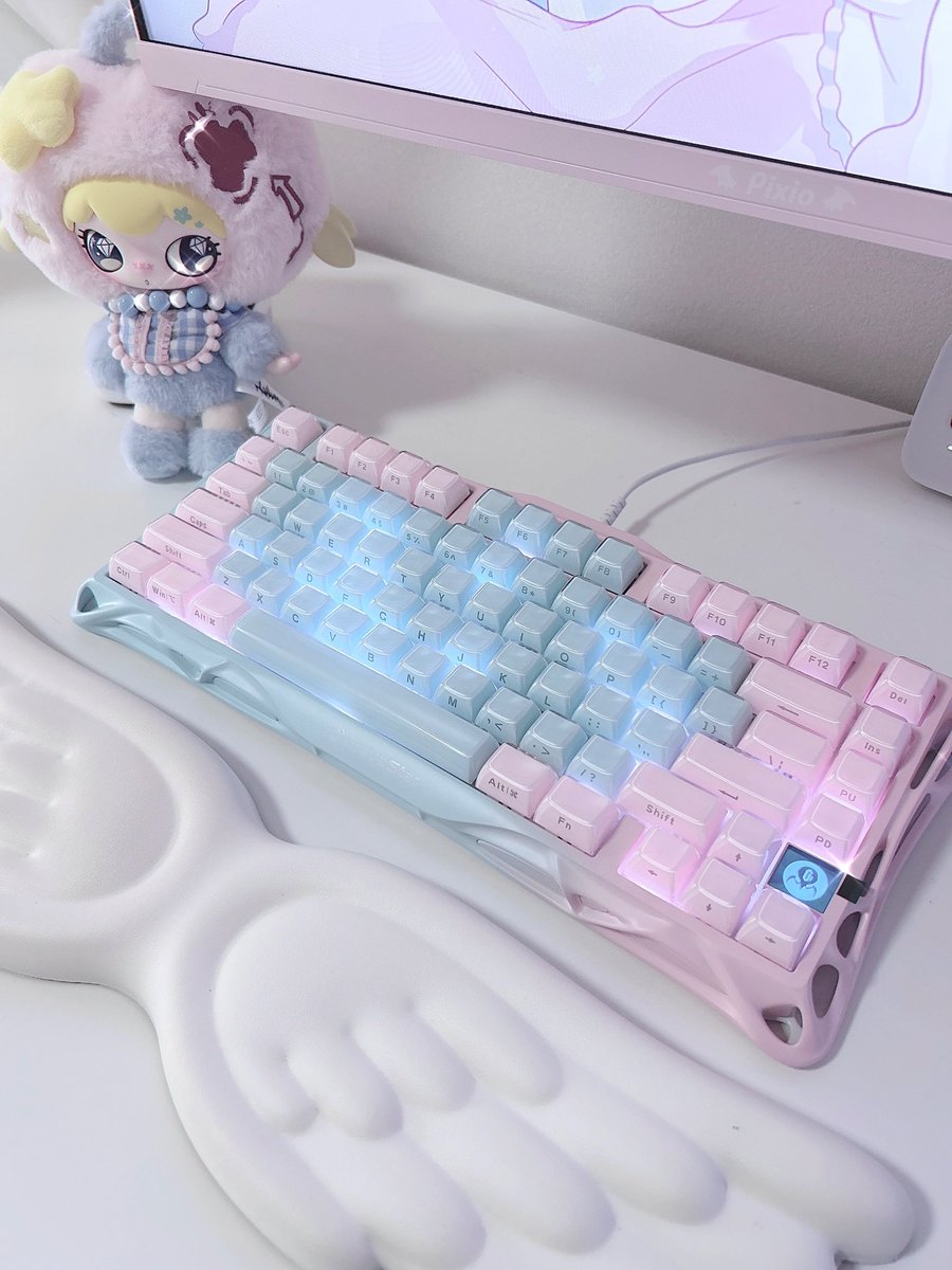 𝐯𝐢𝐯𝐢 tweet media