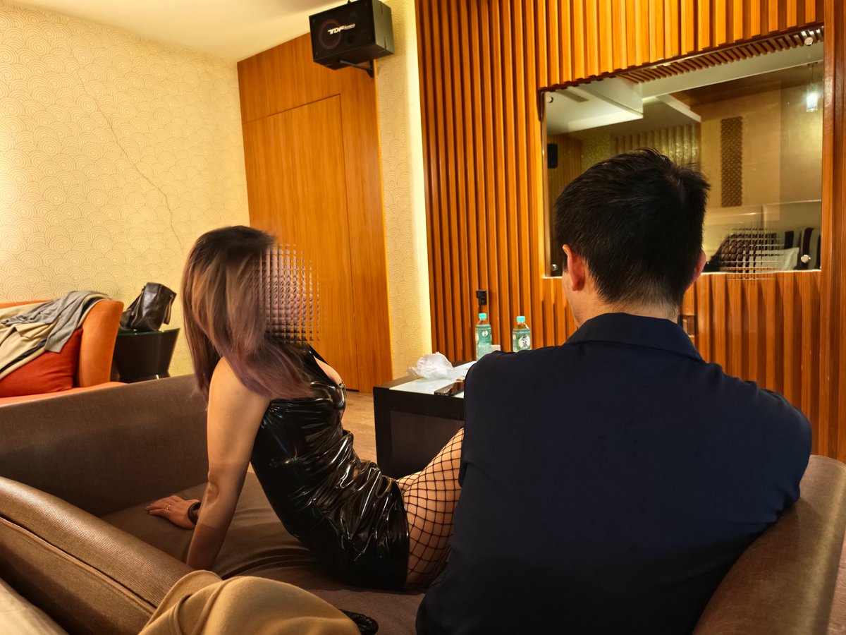 布蕾夫妻 tweet media