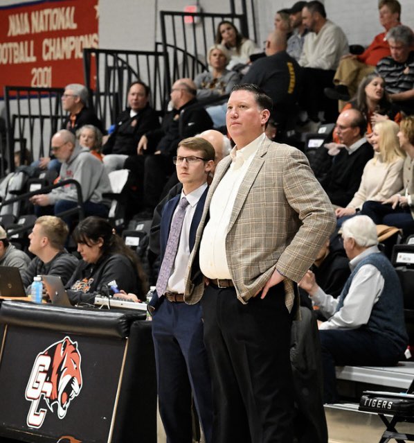 Congratulations to our very own, <a href="/JonasAlger/">Coach Jonas Alger</a>, for being named to The <a href="/SilverWaveMedia/">Silver Waves Media</a> 2026 Rising Stars List! He will be attending The Elite 75 Power Lunch at the Men’s Final Four In Indianapolis next week. Good luck Jonas!