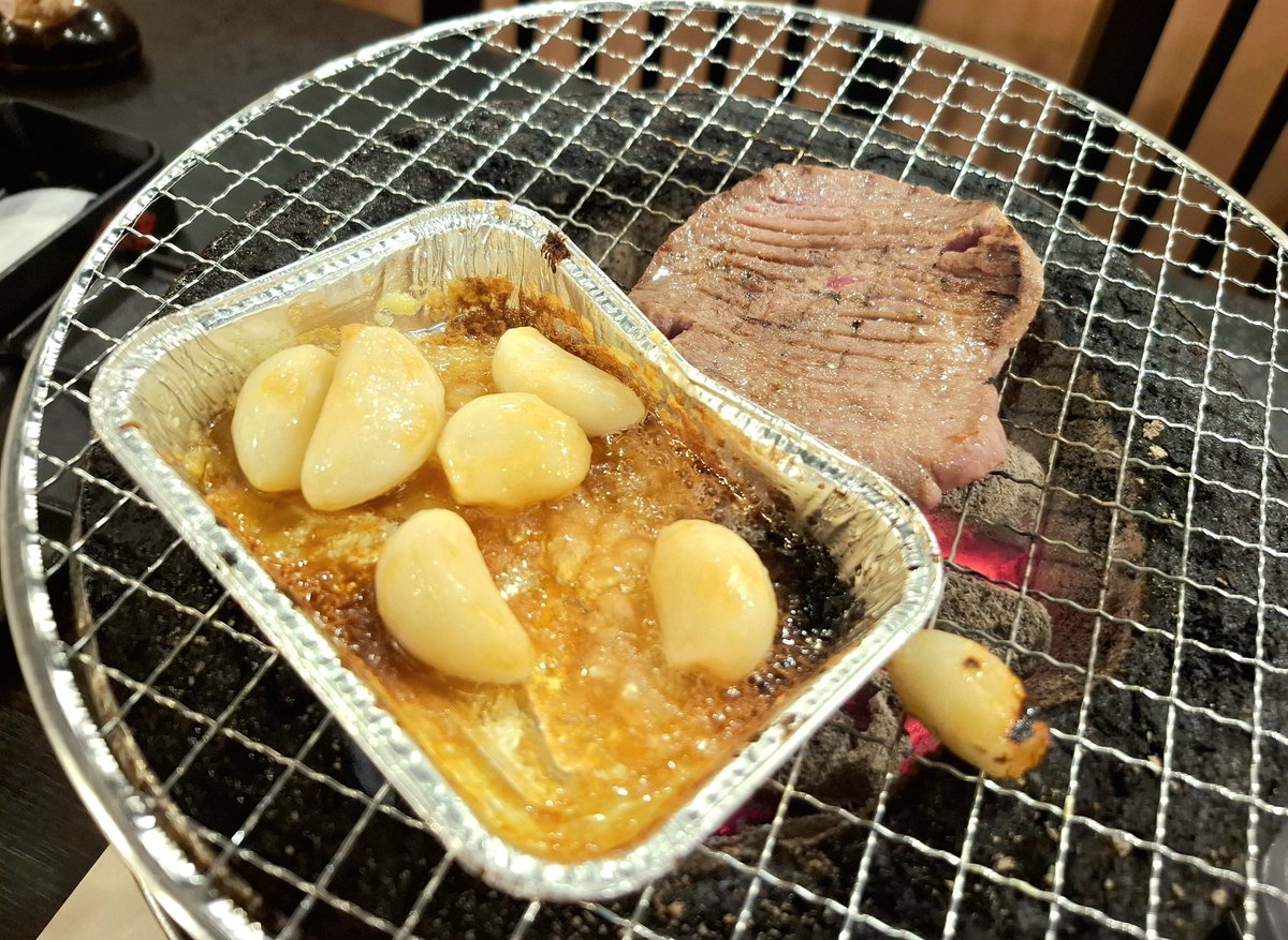 酒カスのシャンクス tweet media