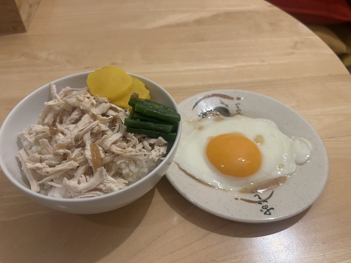 496🐼ヨンクロー tweet media