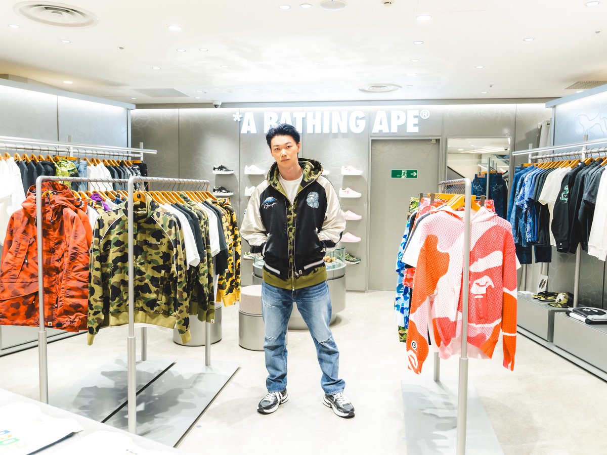 ShowK_info's tweet photo. BAPE STORE® 
HANKYU MENʼS OSAKA
オープンおめでとうございます🐒

阪急メンズ大阪店の
限定アイテムもありました🎡

@BAPEOFFICIAL 
#BAPE #ABATHINGAPE #BAPESTOREHANKYUMENSOSAKA 
#PR https://t.co/wXqfrv6sVv