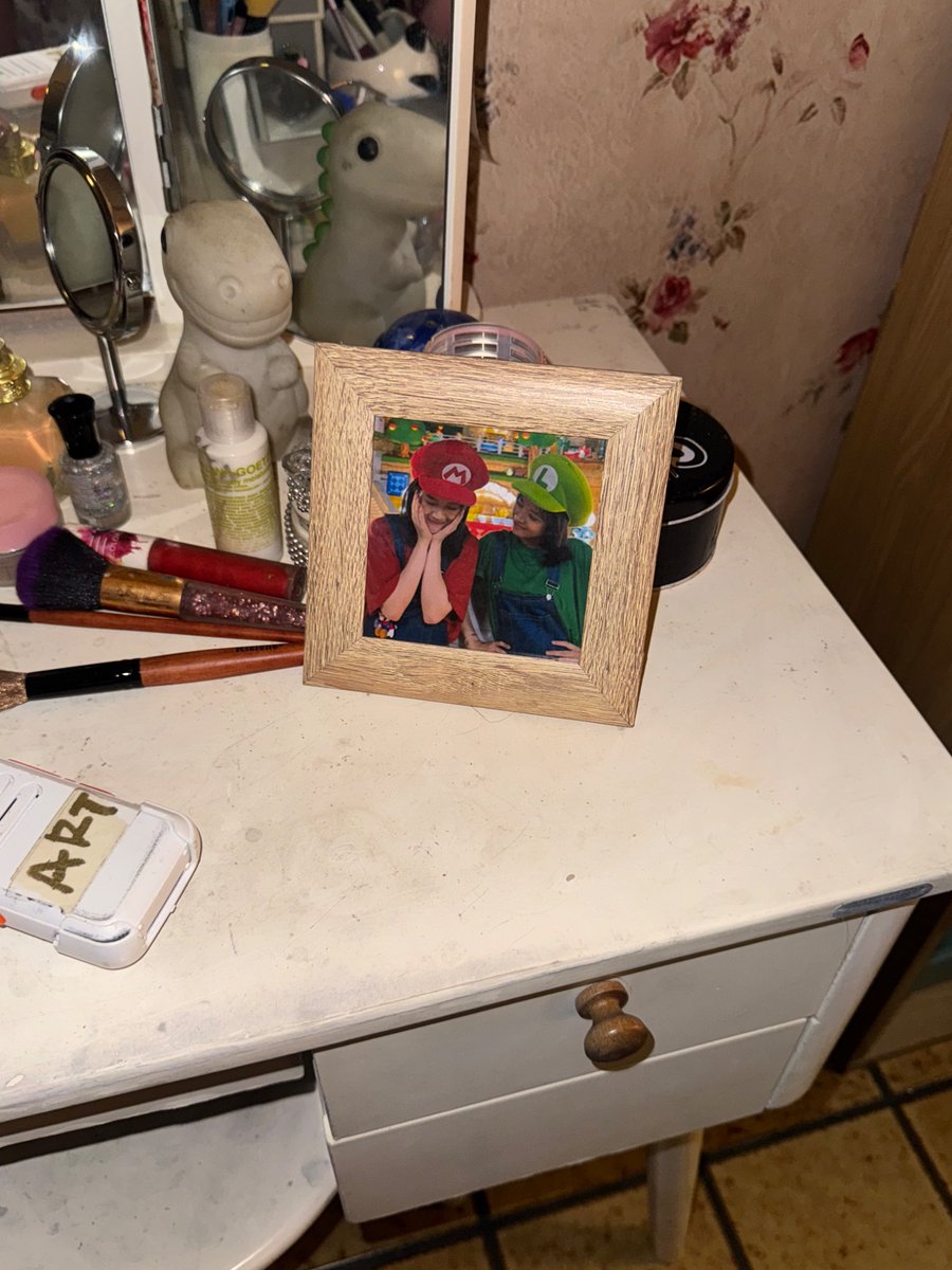 Zee Asadel tweet media