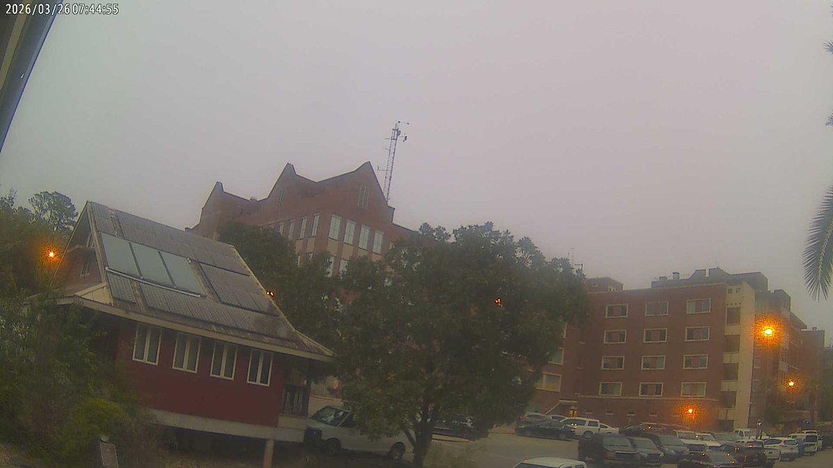 FSUWeatherSTEM's tweet photo. FSU WeatherSTEM at sunrise and it's 62.0 F. https://t.co/EgIS23aGx3