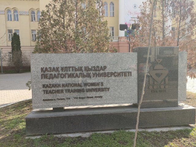 SatokoTakayanagi tweet media