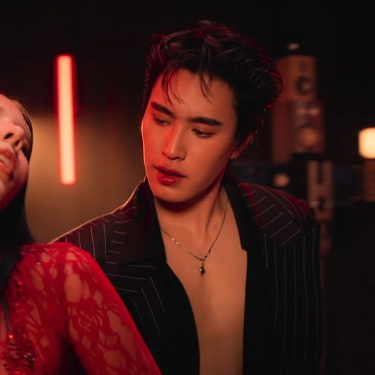 โฮมินิ🐰ྀི tweet media