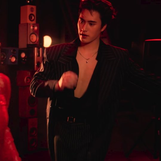 โฮมินิ🐰ྀི tweet media