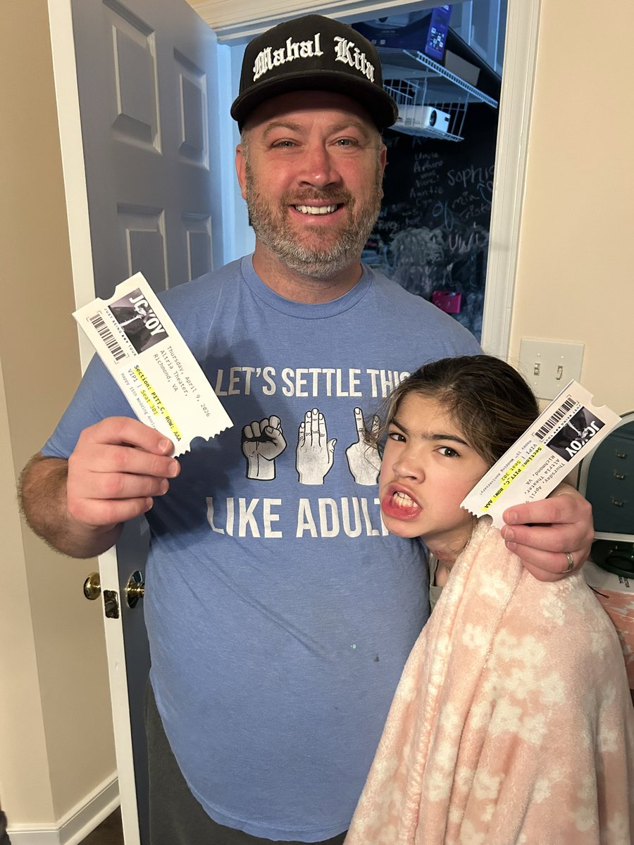 jonburkettcbs6's tweet photo. @Jokoy guess who’s coming to your Richmond show, bleotchhhhh! 
#pit #frontrow https://t.co/Jbt1AiJ5hi