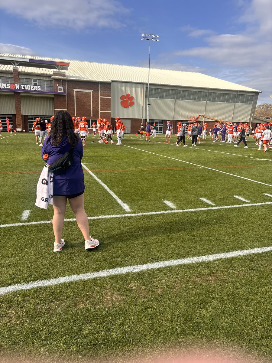 Max Breit tweet media