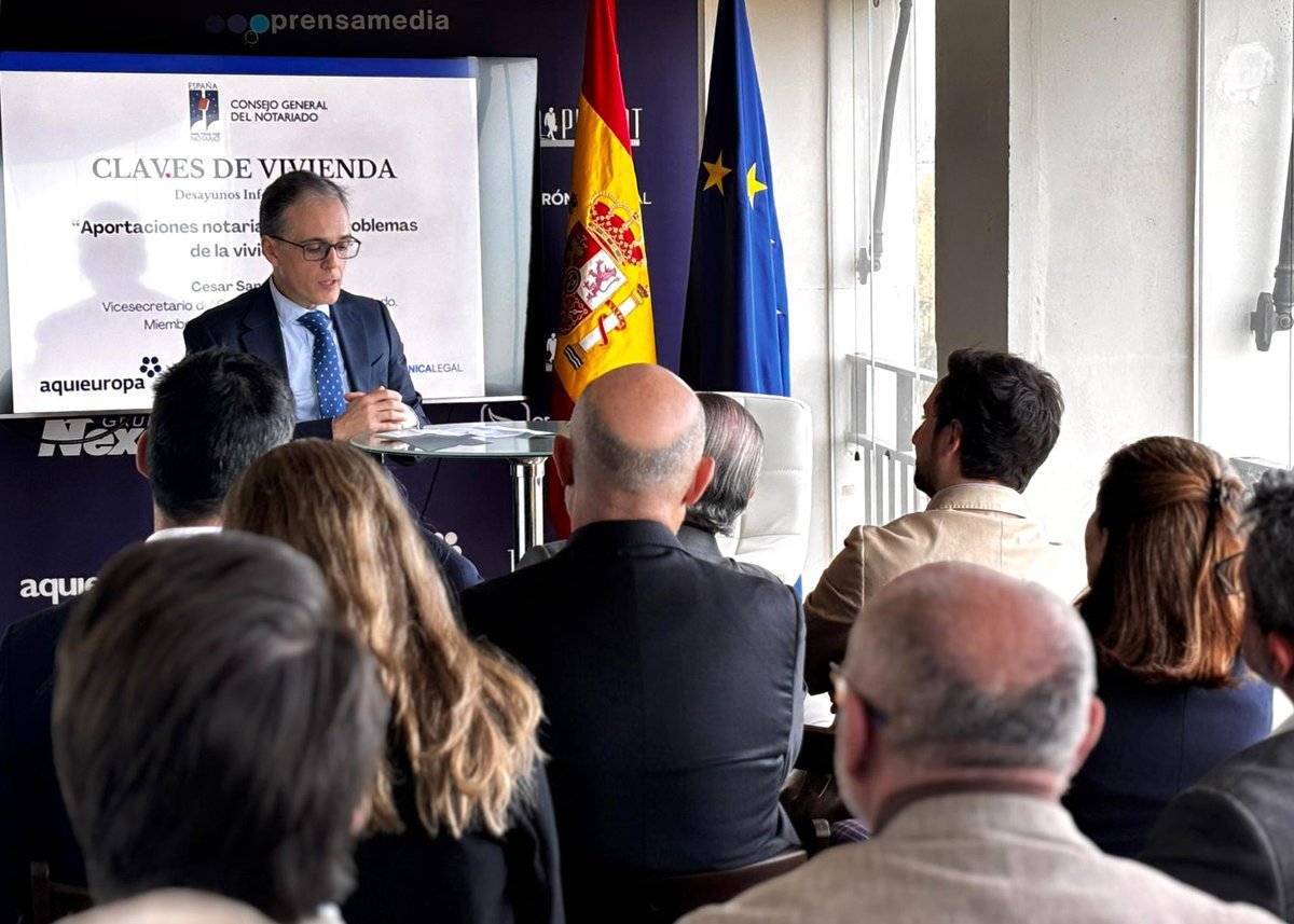 Notarios de España tweet media