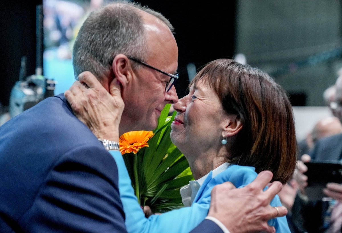 Eulengesicht tweet media