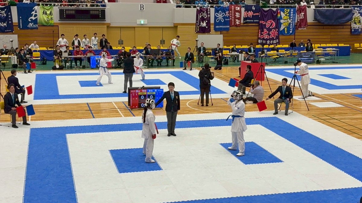 HDKkarateTeam's tweet photo. 【第45回全国選抜大会in 長野】

大会結果
🥈女子団体組手3人制　準優勝🥈

新チームになり��まで苦しい思いもしてきましたが、彼女たち自身耐え抜いてここまで来れました。
最後は悔しかったですが、この経験も次の糧になります。

ここまで応援してくださった皆さま本当にありがとうございました。 https://t.co/ZbAmk5wrGf