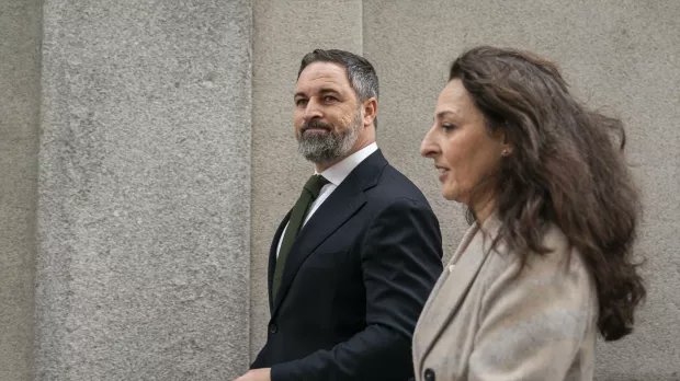 VOX por España 🇪🇸 tweet media