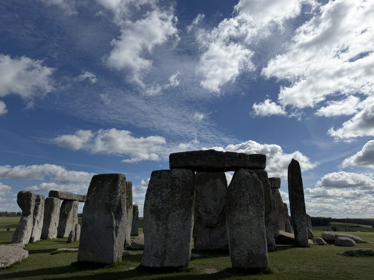 Stonehenge U.K tweet media