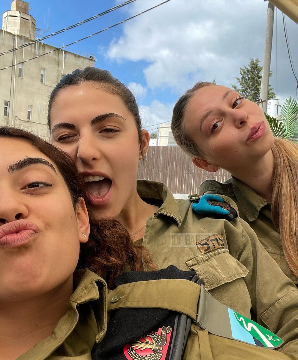 IDF Babes 🇮🇱 tweet media