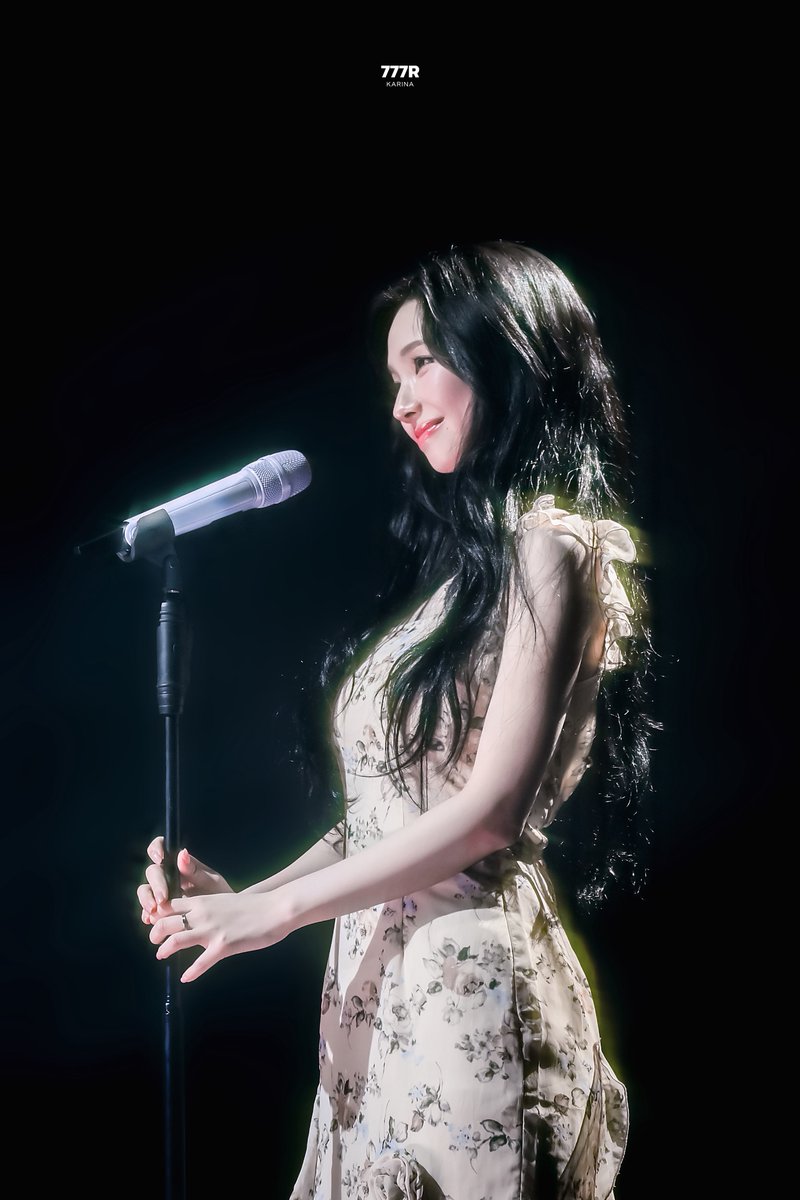 karina pics tweet media