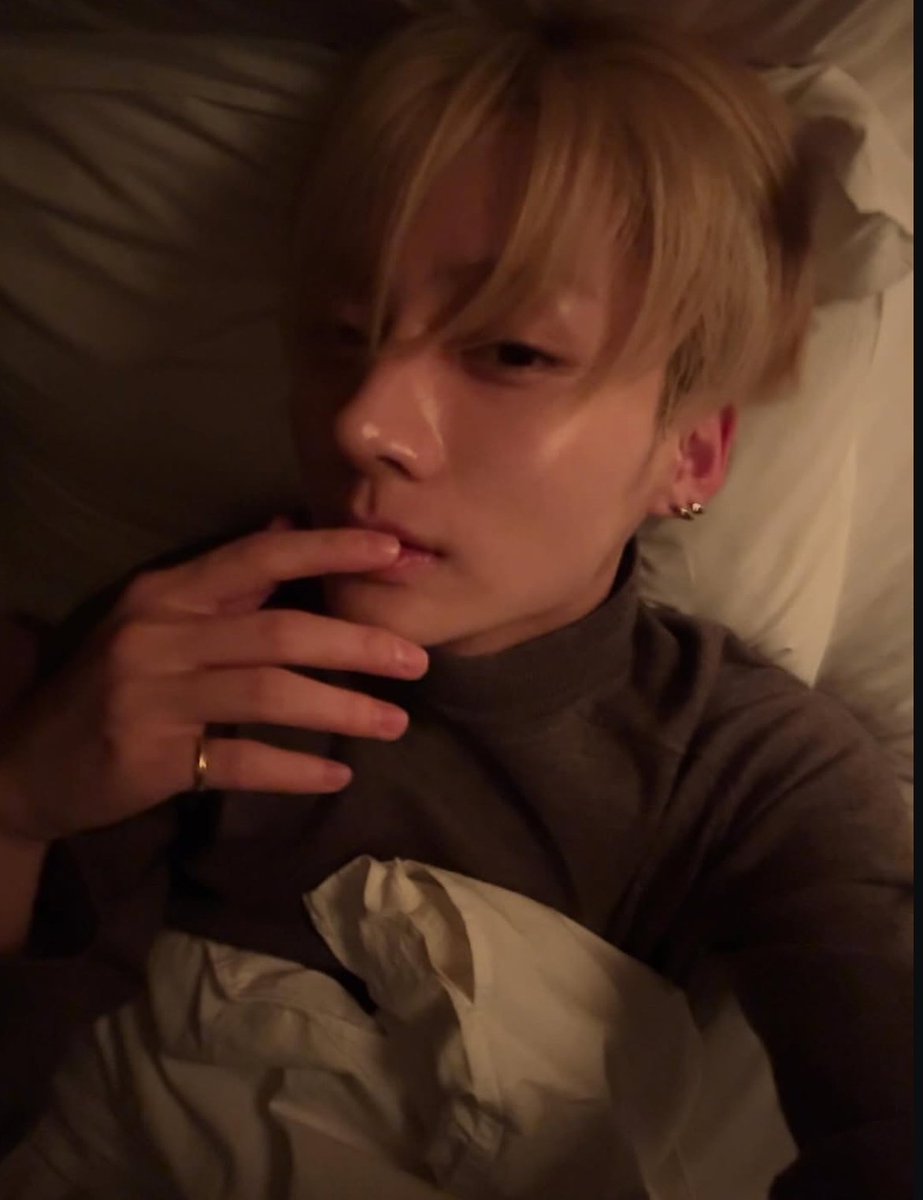 dee ° rest tweet media