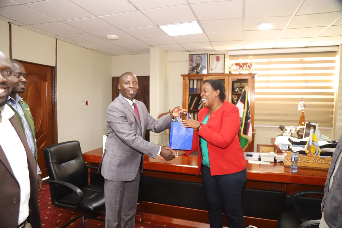 Damaris Too tweet media