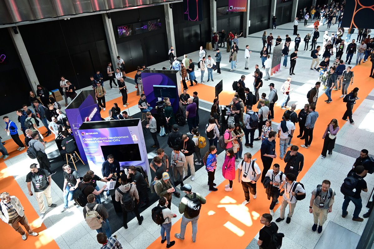 KotlinConf tweet media