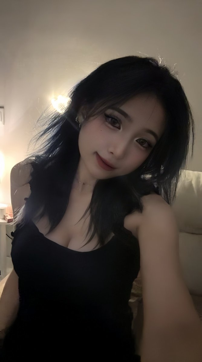 Trúc Maii tweet media