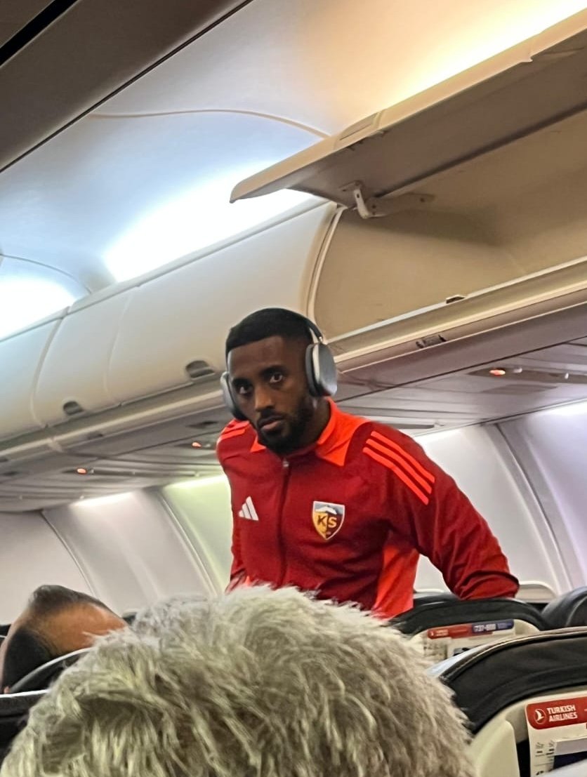 Lionel Carole vekili tweet media