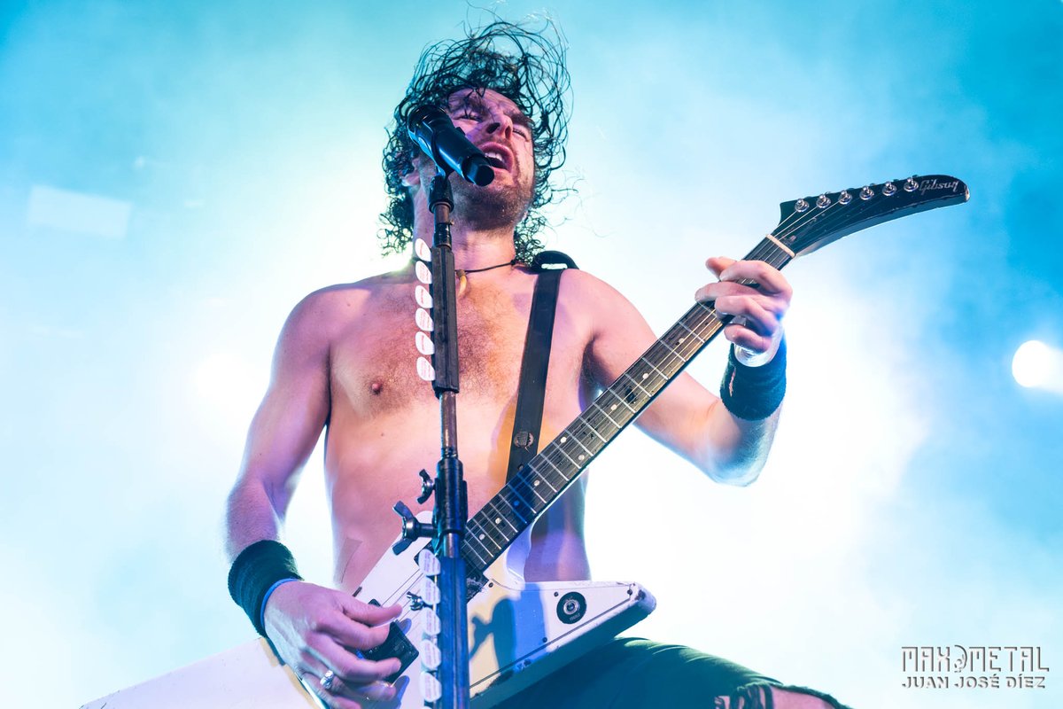 Max Metal tweet media