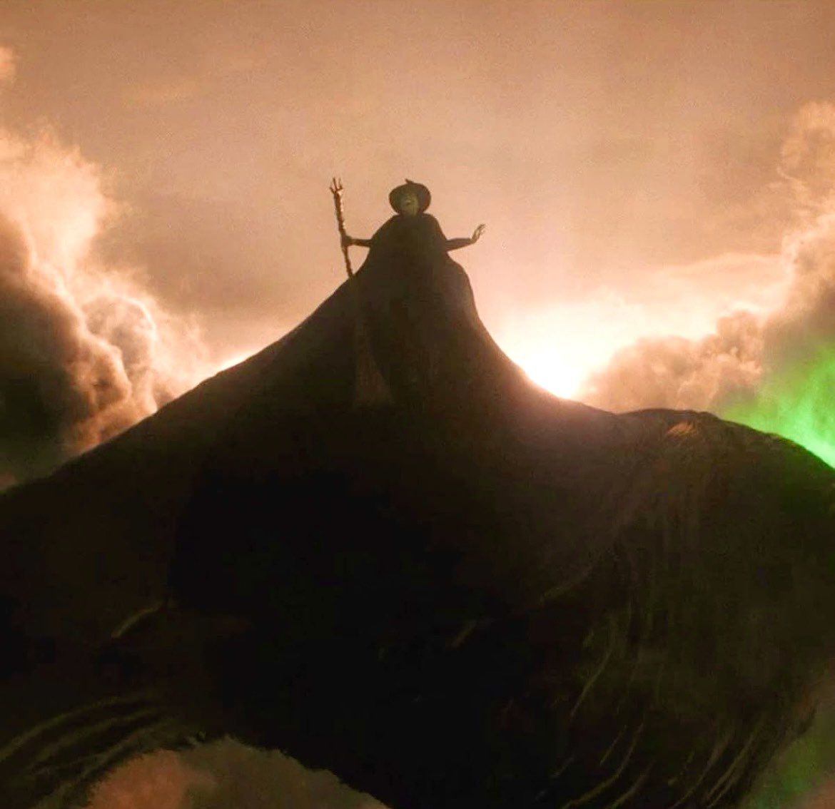 elphie’slawyer tweet media