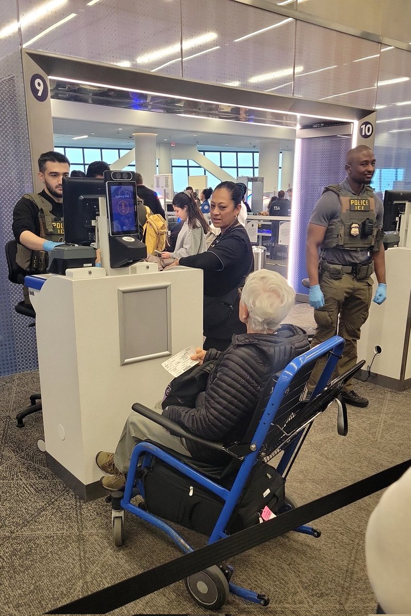 James Lindsay, anti-Communist tweet media