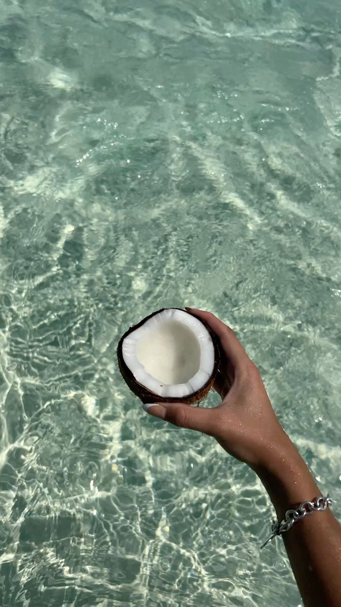 EdenOnEarth tweet media