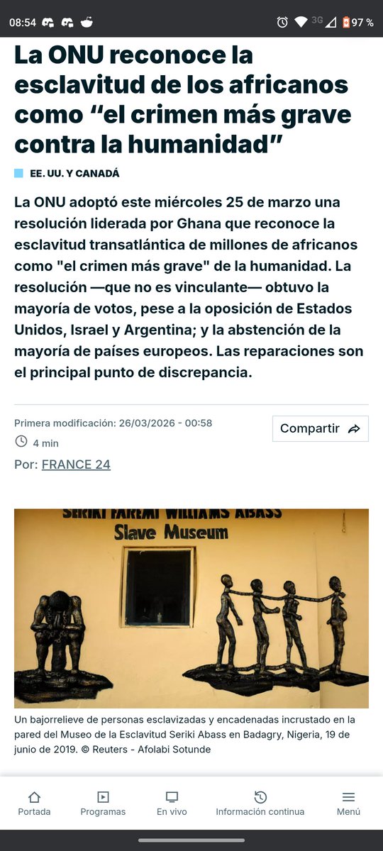 violetalanoel's tweet photo. en la onu votaron a la esclavitud como el crimen más grave de la humanidad y solo votaron en contra argentina, israel y eeuu, y por algún motivo el yanki sintió la necesidad de explicar el porqué y el chabón se llama dan NEGREA. sketch de capusotto. https://t.co/wGMFmXfgFO