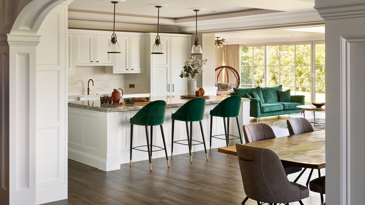 stonehamkitchen's tweet image. A kitchen that never dates starts with timeless design and expert craftsmanship. Discover how to future-proof your kitchen in our latest blog: stoneham-kitchens.co.uk/2026/03/24/how…

#stonehamkitchen #bespokekitchens #britishcraftmanship #royalwarantholders