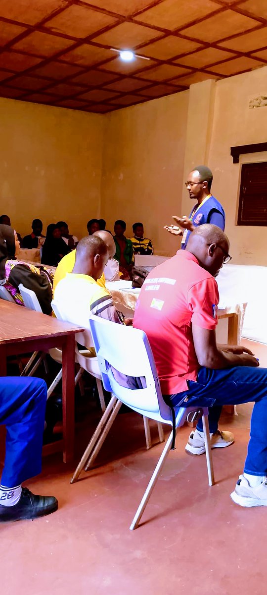 afapd_burundi's tweet photo. Le 5 février 2026, AFAPD a animé des séances communautaires de cocréation dans toutes les communes de Butanyerera pour trouver ensemble des solutions sur la SSR et le genre.

#AFAPD #Burundi #CAREInternational
#AmbassadeDesPaysBas https://t.co/vhg6cMa3lH