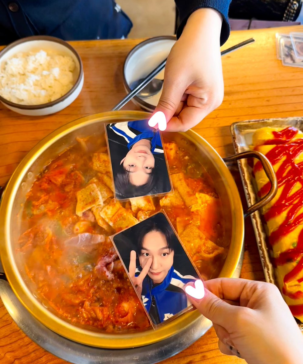 910226_🍑 tweet media