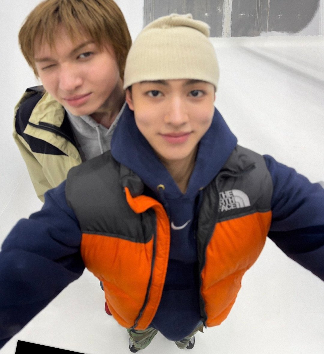 aj IS GREEN tweet media