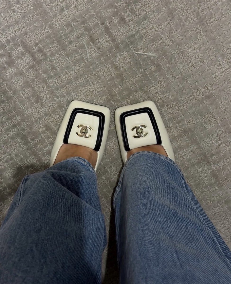 Golden Fashion tweet media